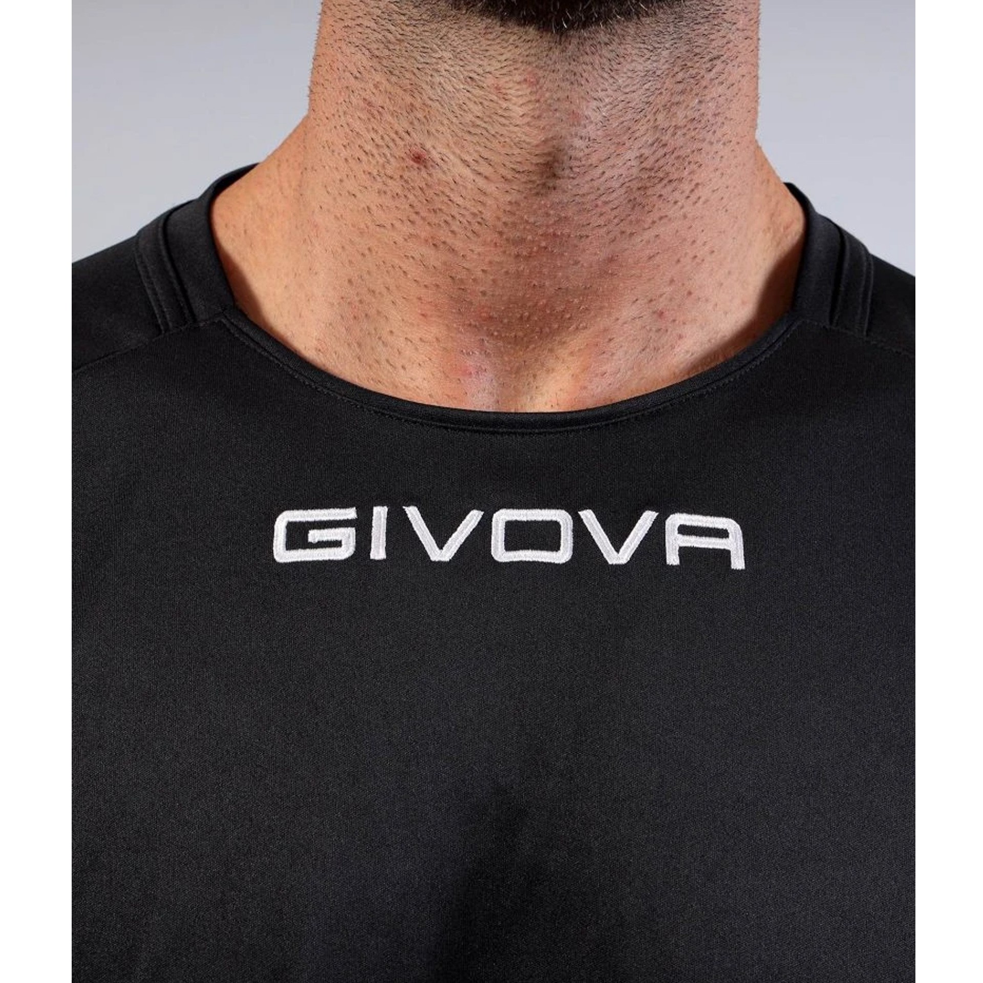 CAMISETA GIVOVA CAPO