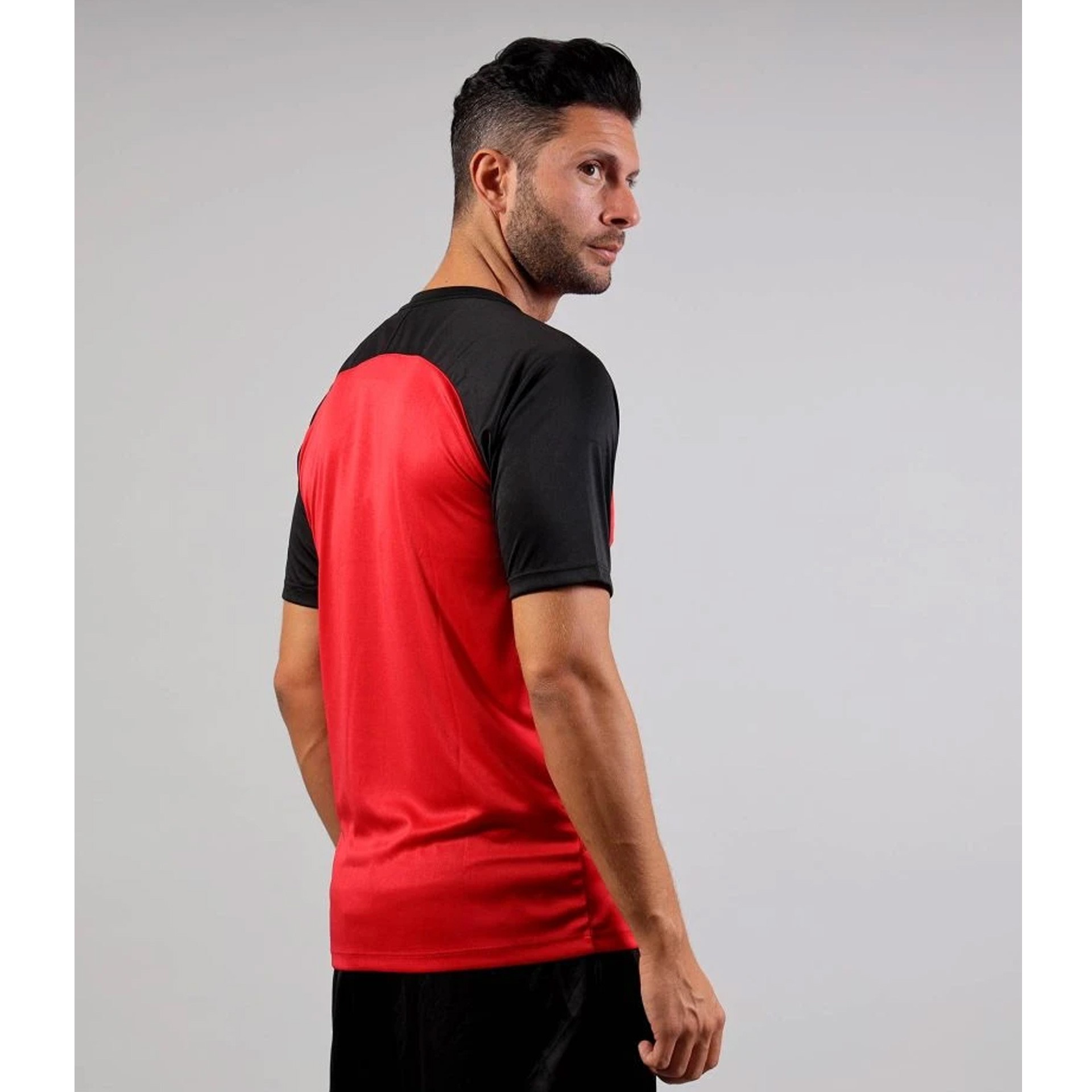 CAMISETA GIVOVA CAPO