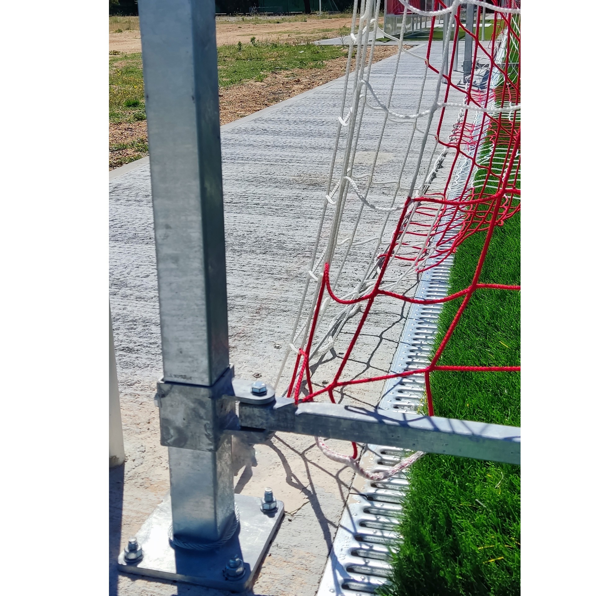 jgo porterías al. fútbol7 90mm abatibles arquillos galv caliente 3 JGO PORTERÍAS AL. FÚTBOL7 90MM ABATIBLES ARQUILLOS GALV CALIENTE