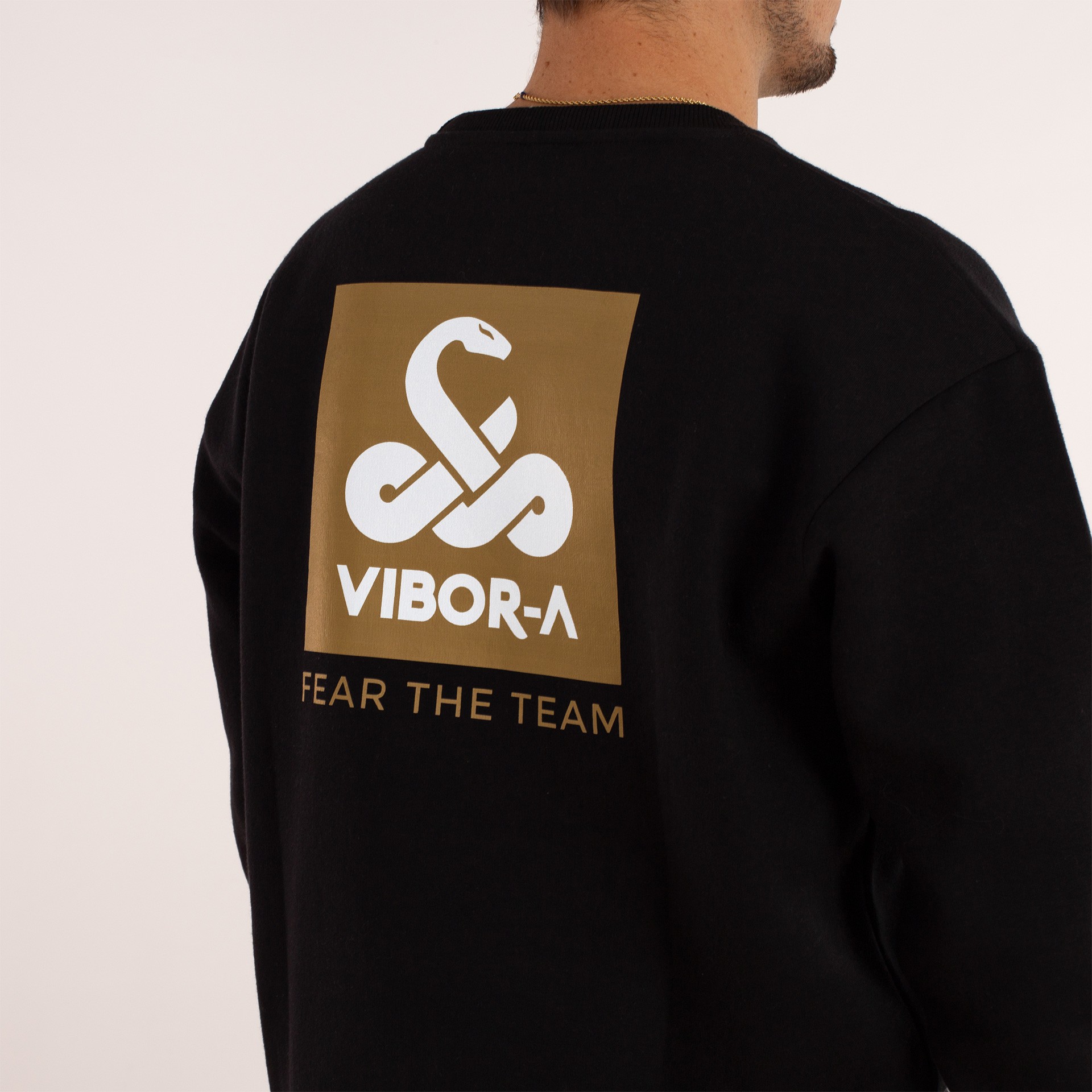 sudadera vibor-a cascabel negro 5 SUDADERA VIBOR-A CASCABEL